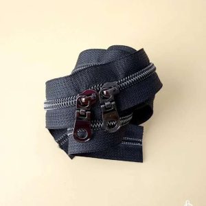 30&raquo; Zipper | Black